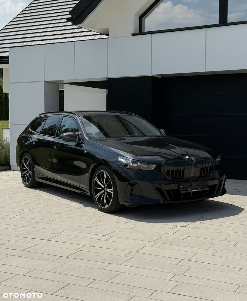 BMW Seria 5 520d xDrive - 29