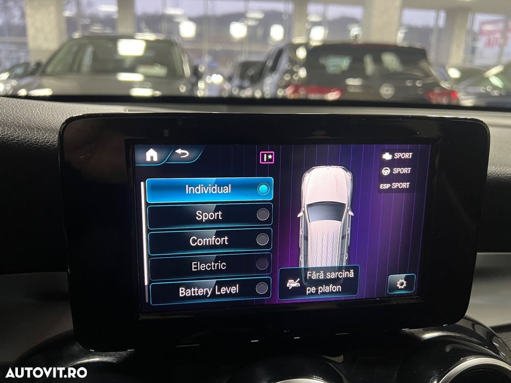 Mercedes-Benz GLC - 34