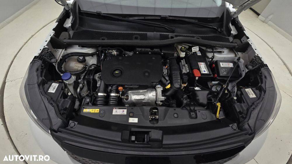 Peugeot 2008 1.5 BlueHDI STT Active - 24