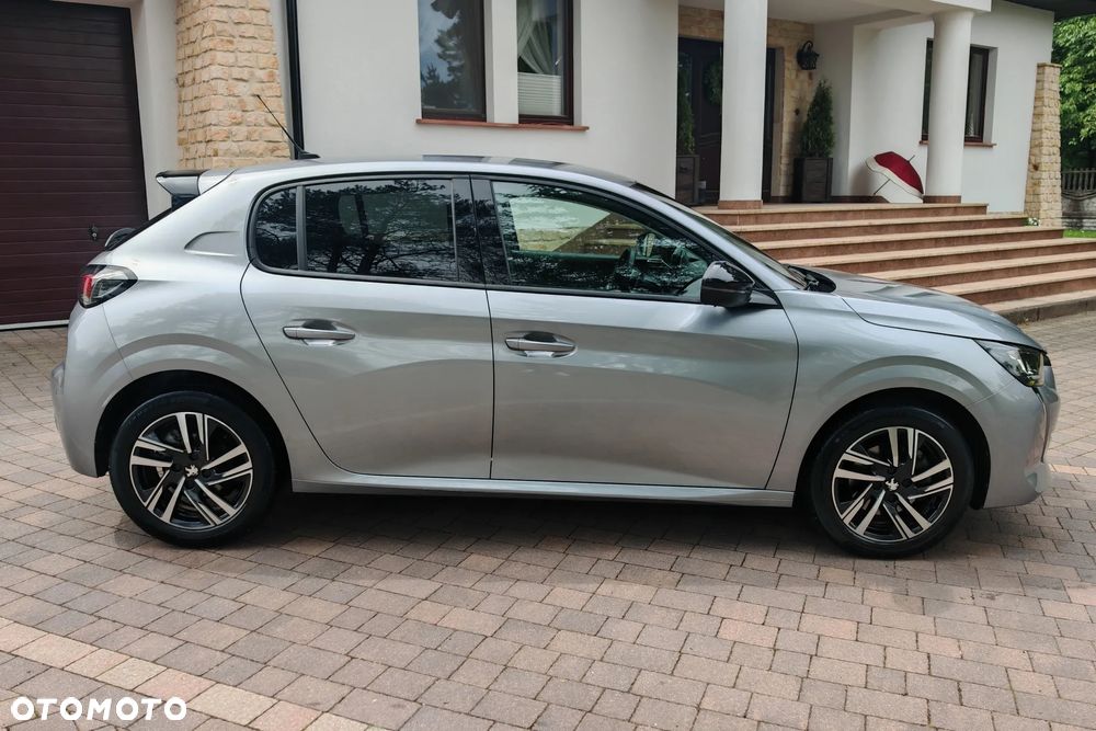 Peugeot 208 PureTech 100 EAT8 Allure - 6
