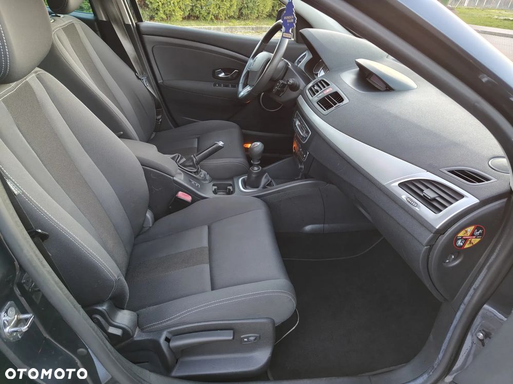 Renault Megane TCe 130 Dynamique - 13