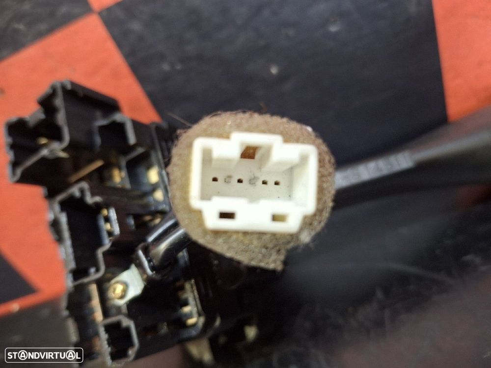 Comutador Piscas/Luzes Nissan Pick Up (D22) - 3