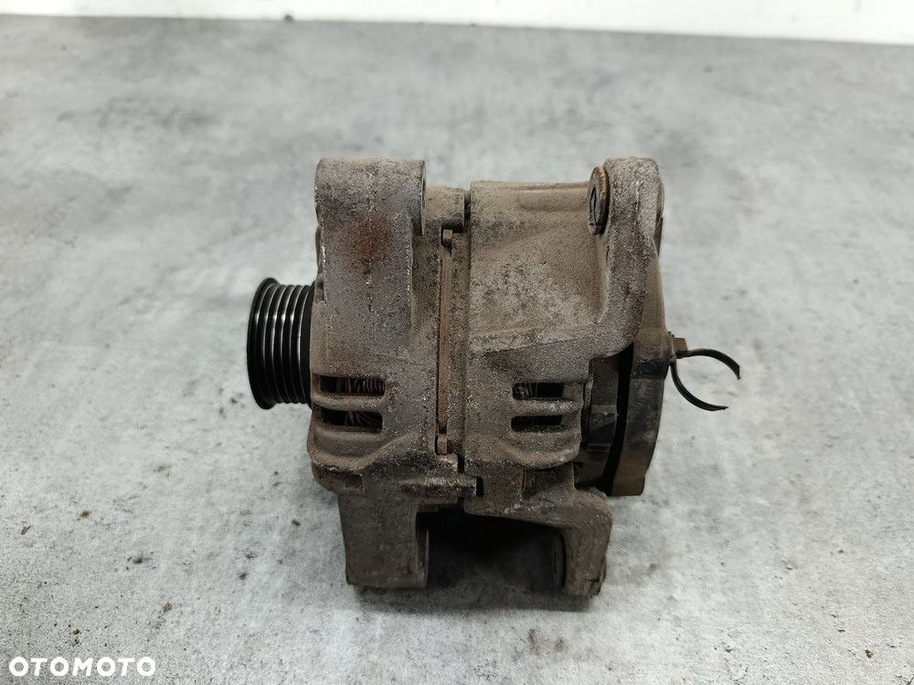 ALTERNATOR OPEL CORSA C 55556068 0124425021   BOSCH 1.2 16V - 2