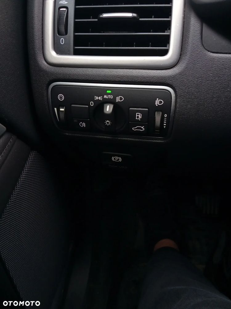 Volvo V70 D4 Kinetic - 10