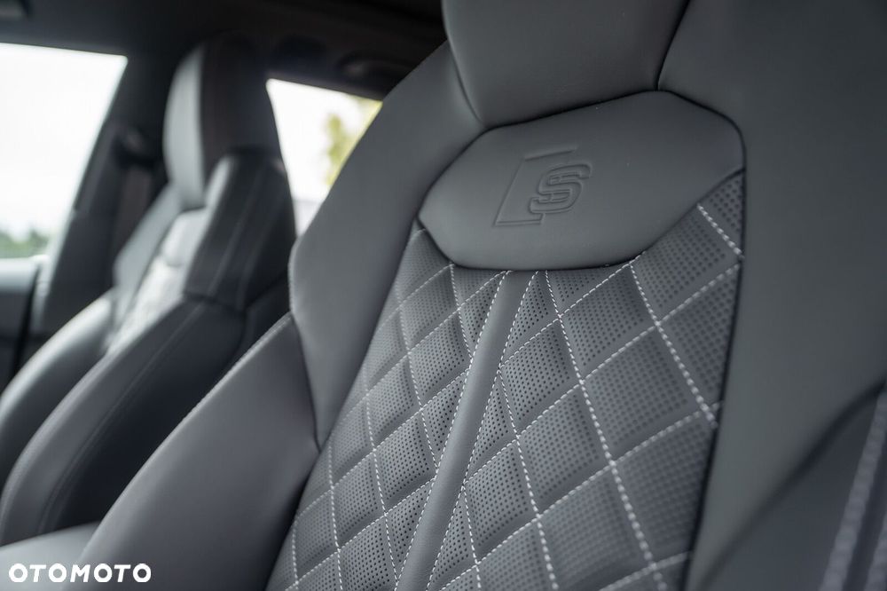 Audi Q8 - 14
