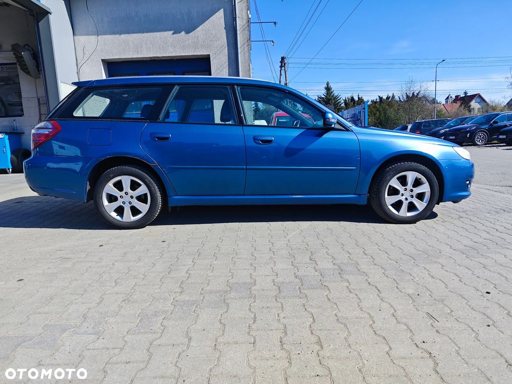 Subaru Legacy - 10