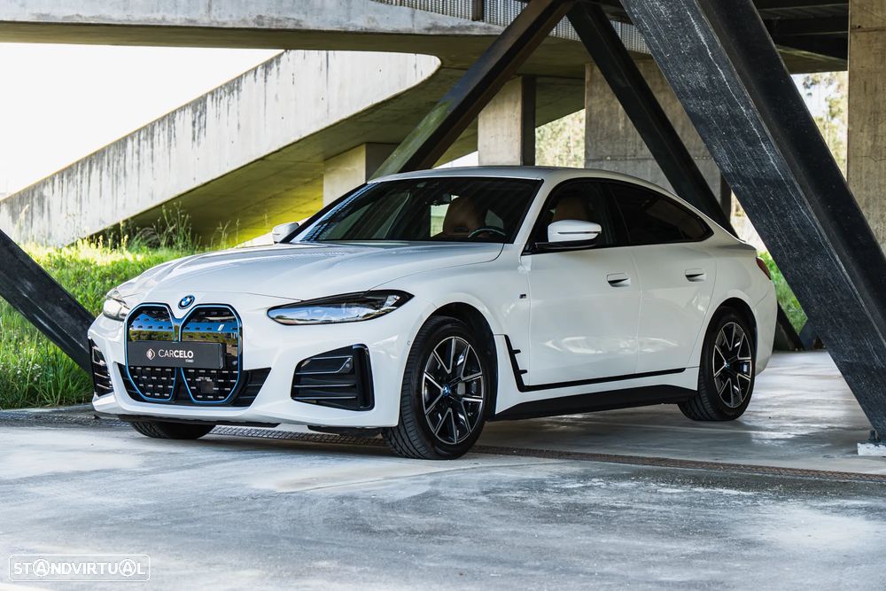 BMW i4 eDrive40 Pack Desportivo M - 1