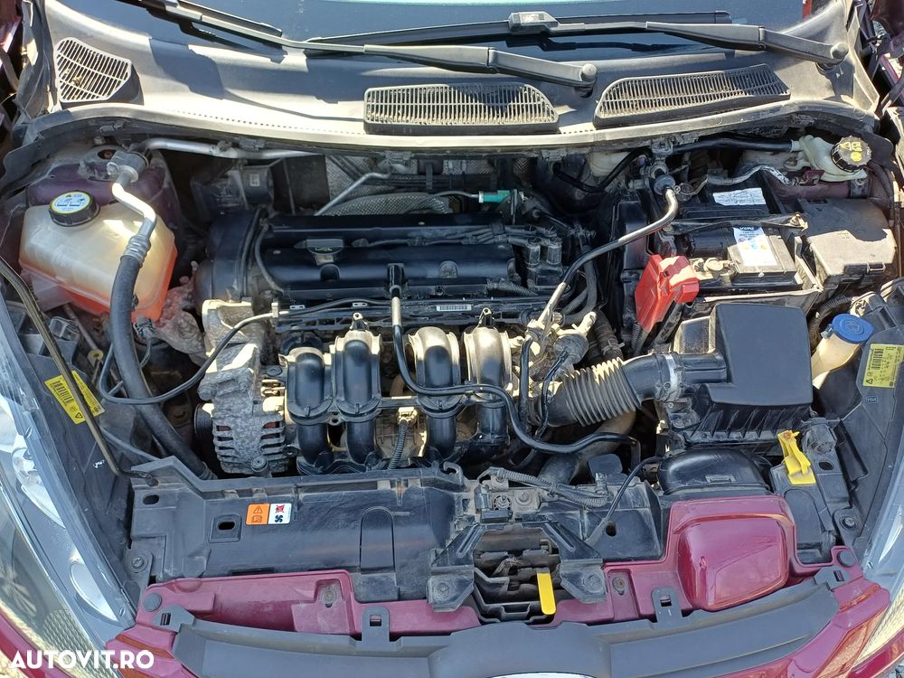 Ford Fiesta 1.4i Trend - 14