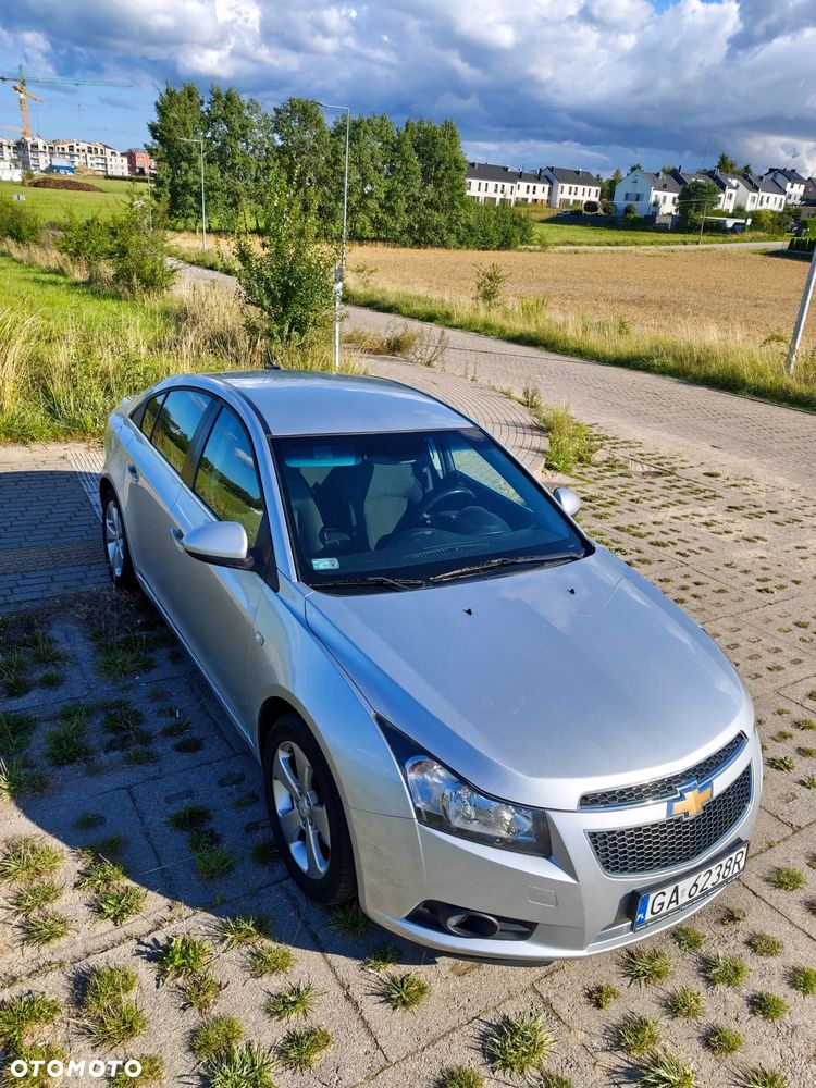 Chevrolet Cruze 2.0 D LT+ - 10