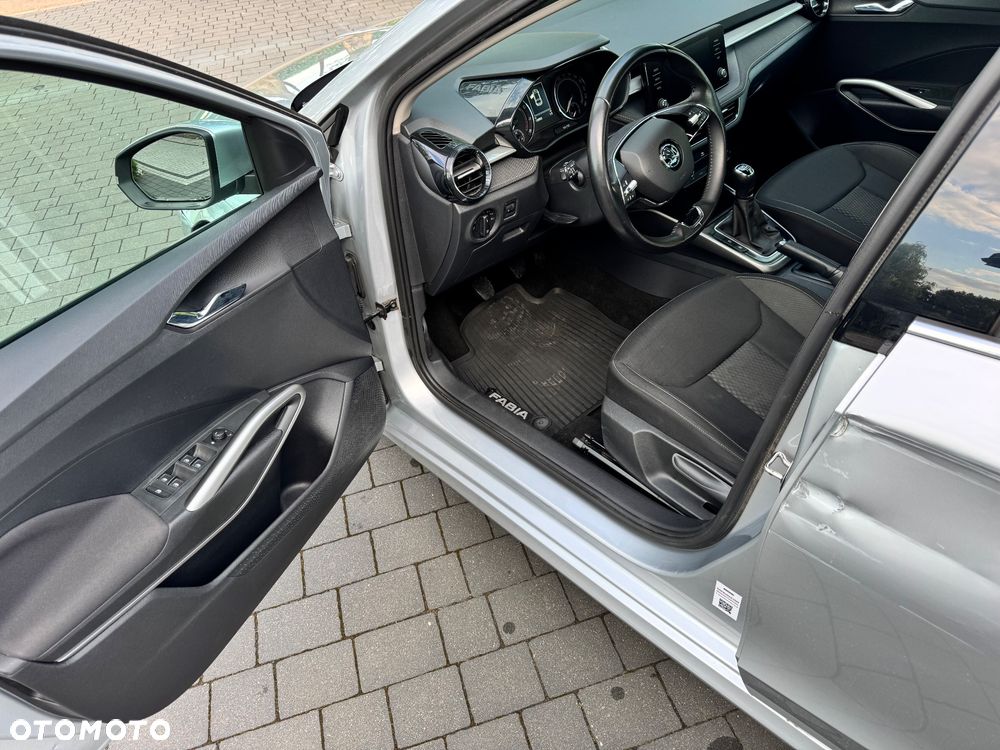 Skoda Fabia 1.0 TSI Style - 9