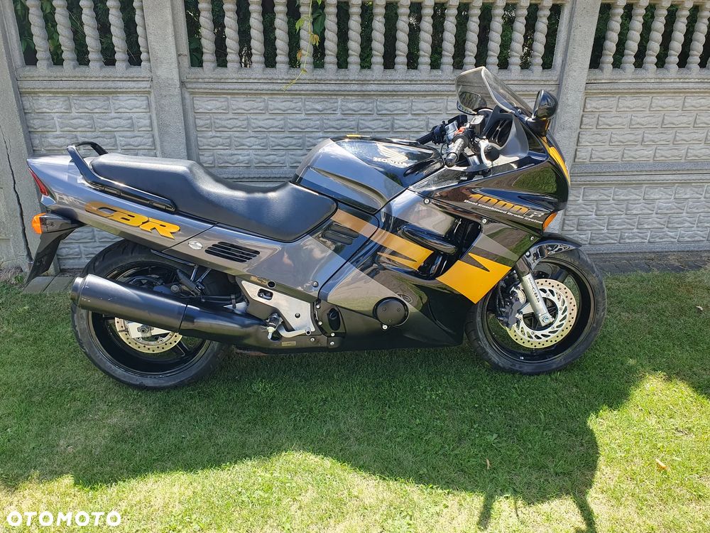 Honda CBR - 6