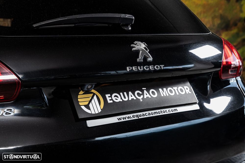 Peugeot 2008 1.6 BlueHDi Allure - 9