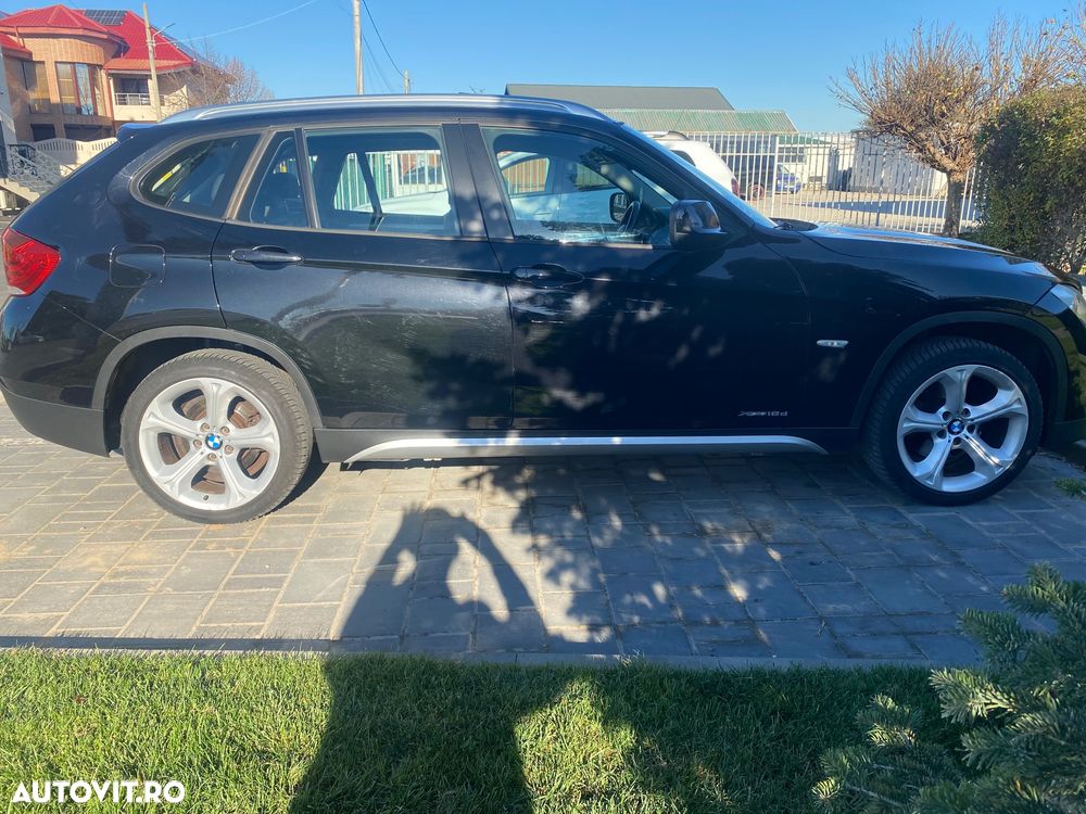 BMW X1 xDrive18d - 13