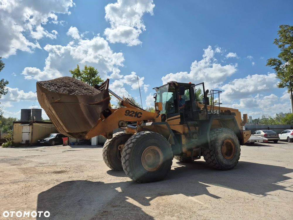 Case 921C/2 - 13