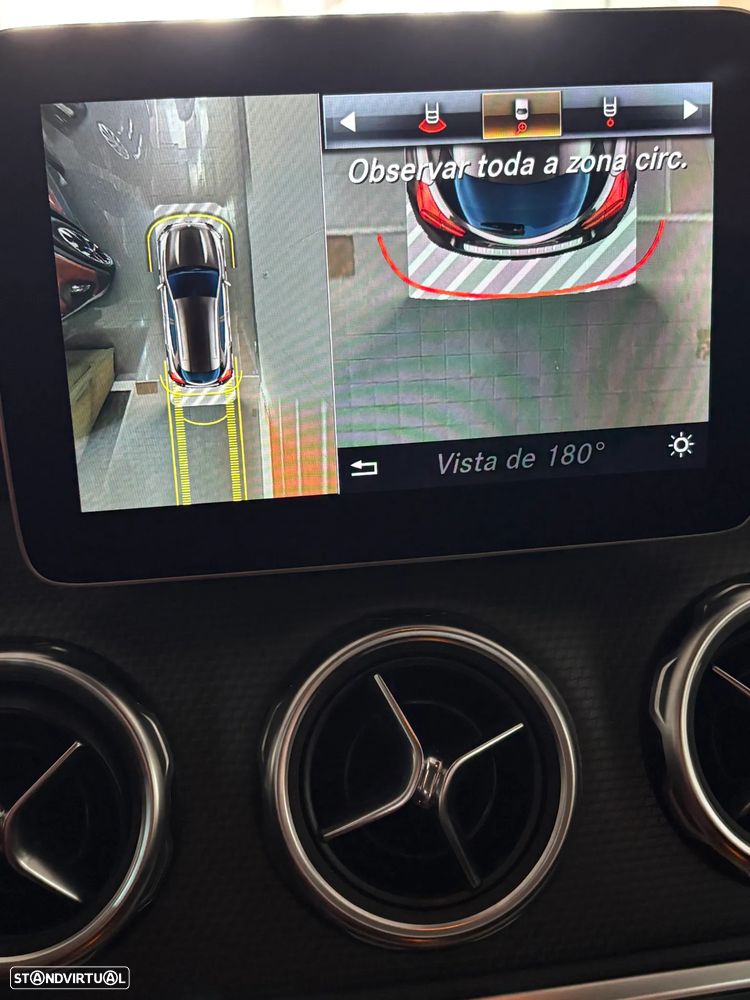 Mercedes-Benz GLA 220 4Matic 7G-DCT - 16