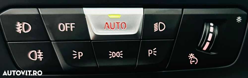 BMW Seria 2 220d Sport-Aut. M Sport - 12