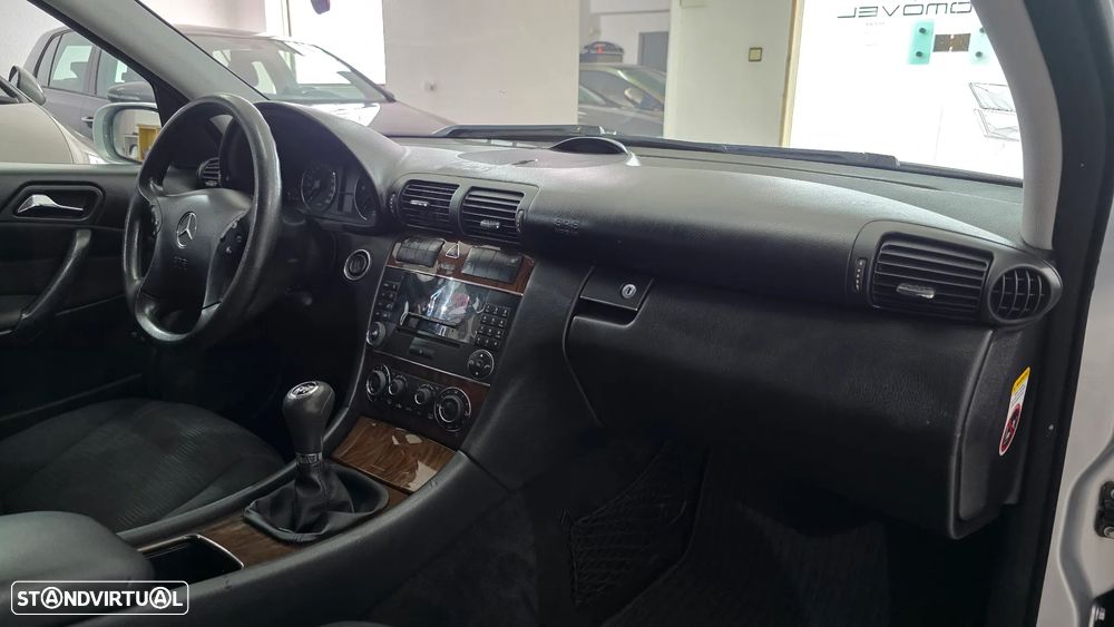 Mercedes-Benz C 220 CDI Classic DPF Sport Edition - 16