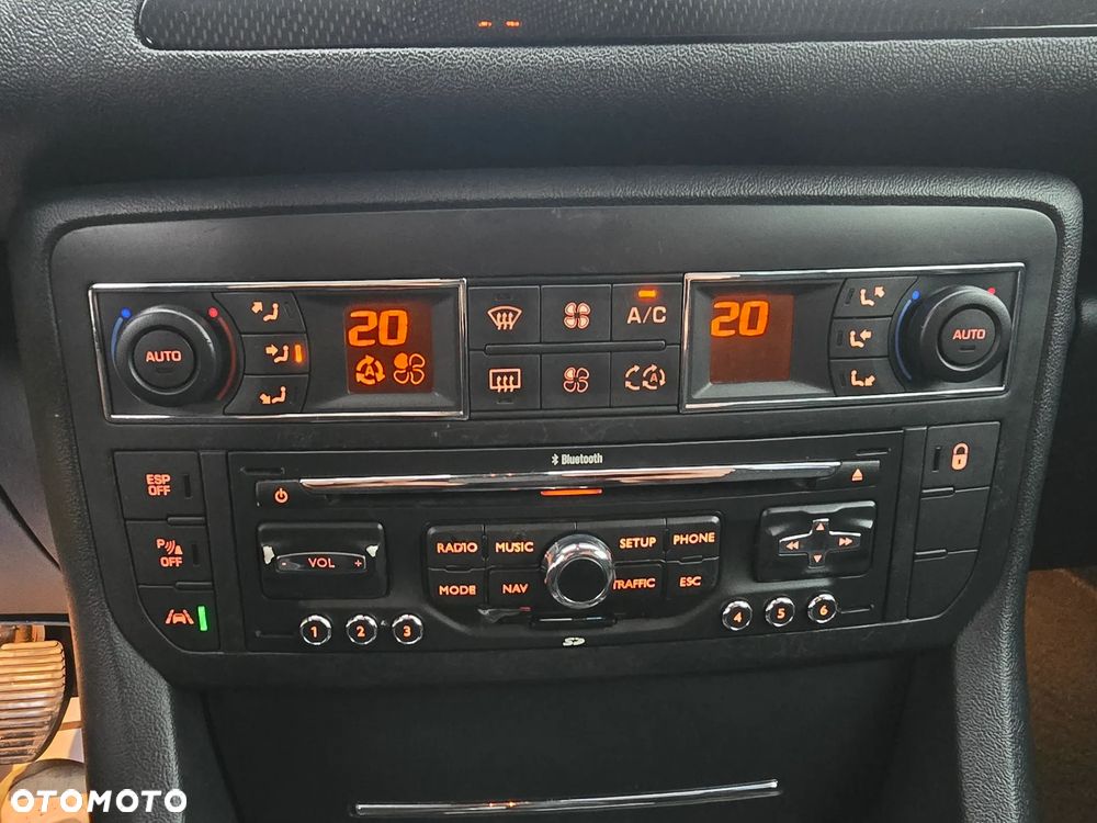 Citroën C5 2.0 16V Exclusive - 32