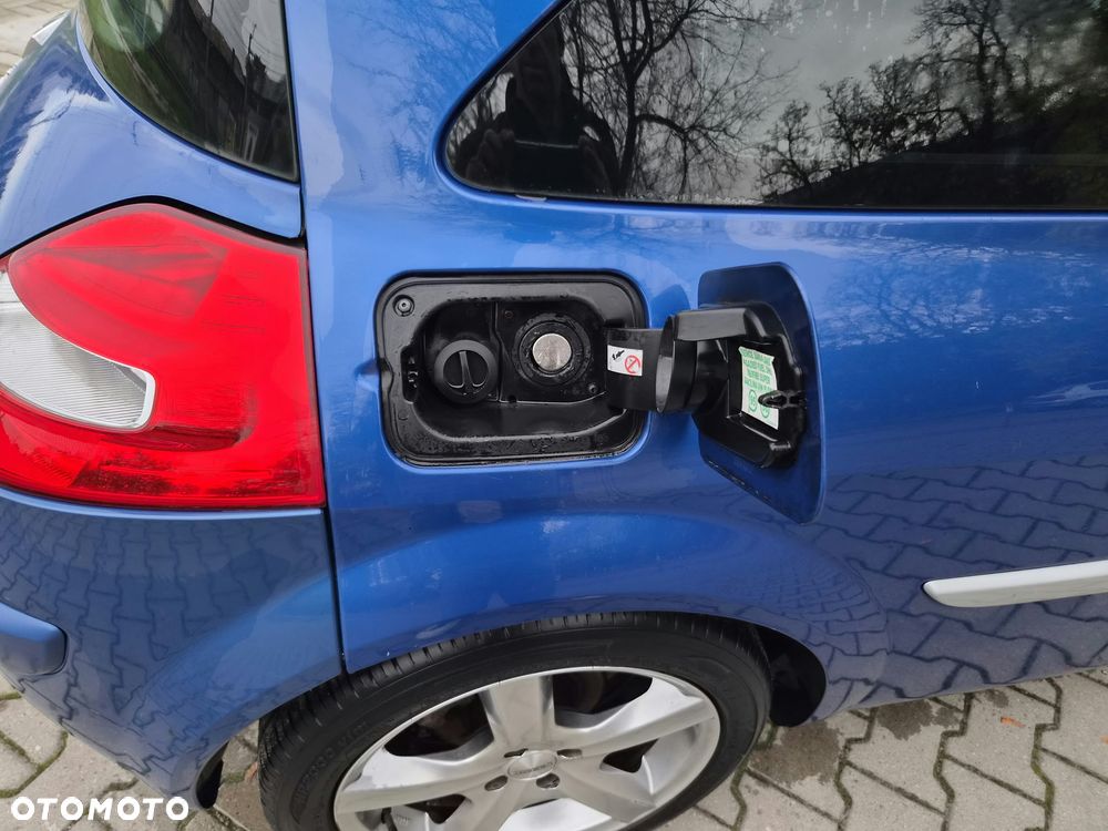 Renault Megane 2.0 16V Dynamique - 14
