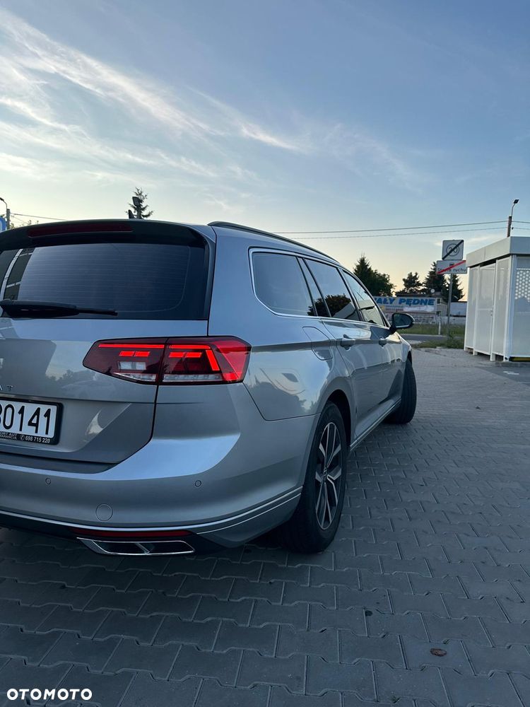 Volkswagen Passat 2.0 TDI EVO Business DSG - 2