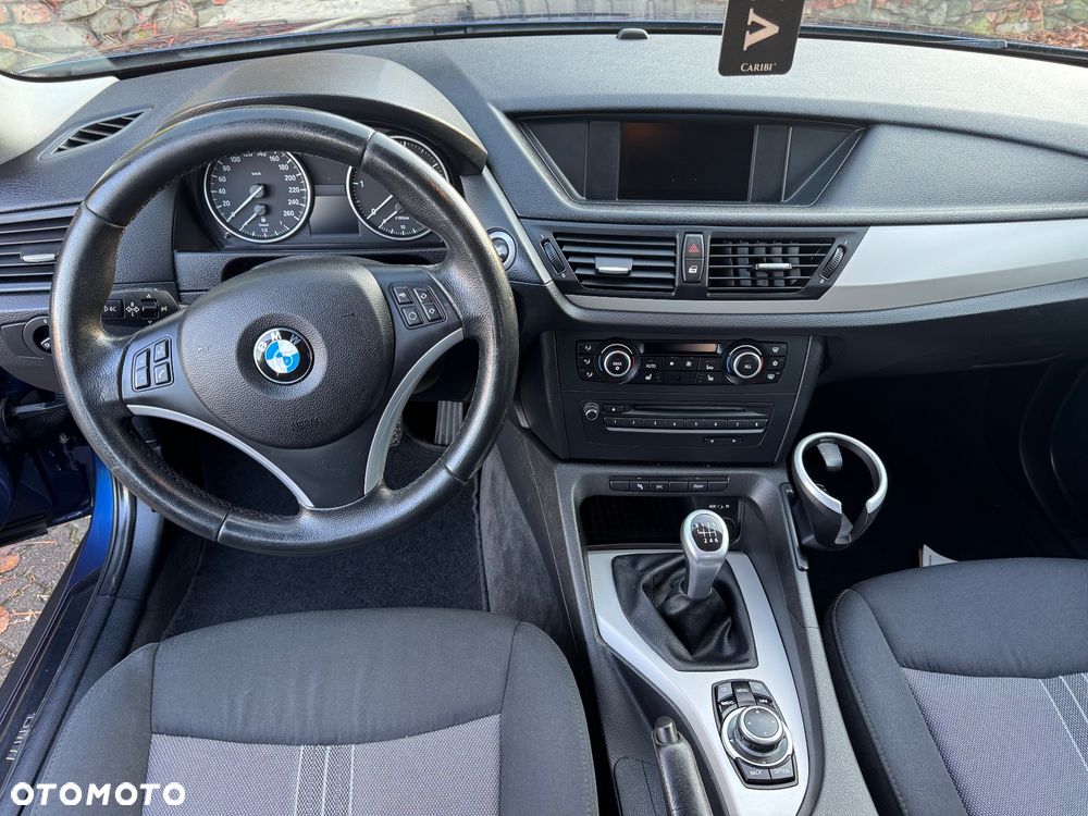 BMW X1 sDrive20d - 20