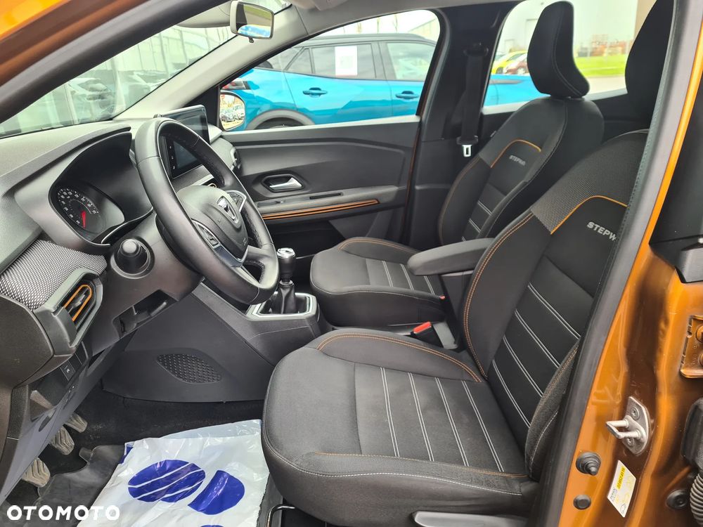 Dacia Sandero Stepway - 11