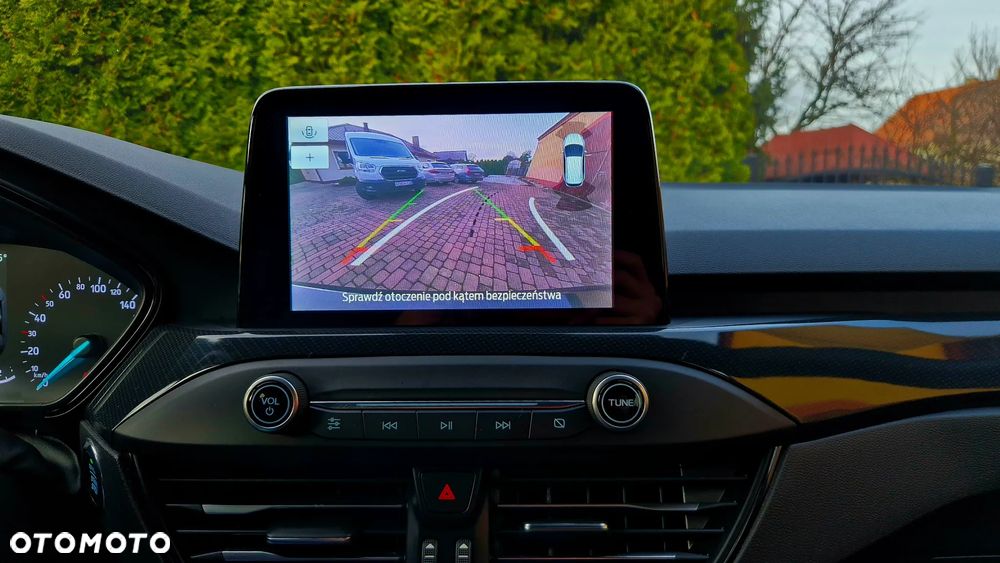 Ford Focus 1.5 EcoBlue Start-Stopp-System ST-LINE - 32