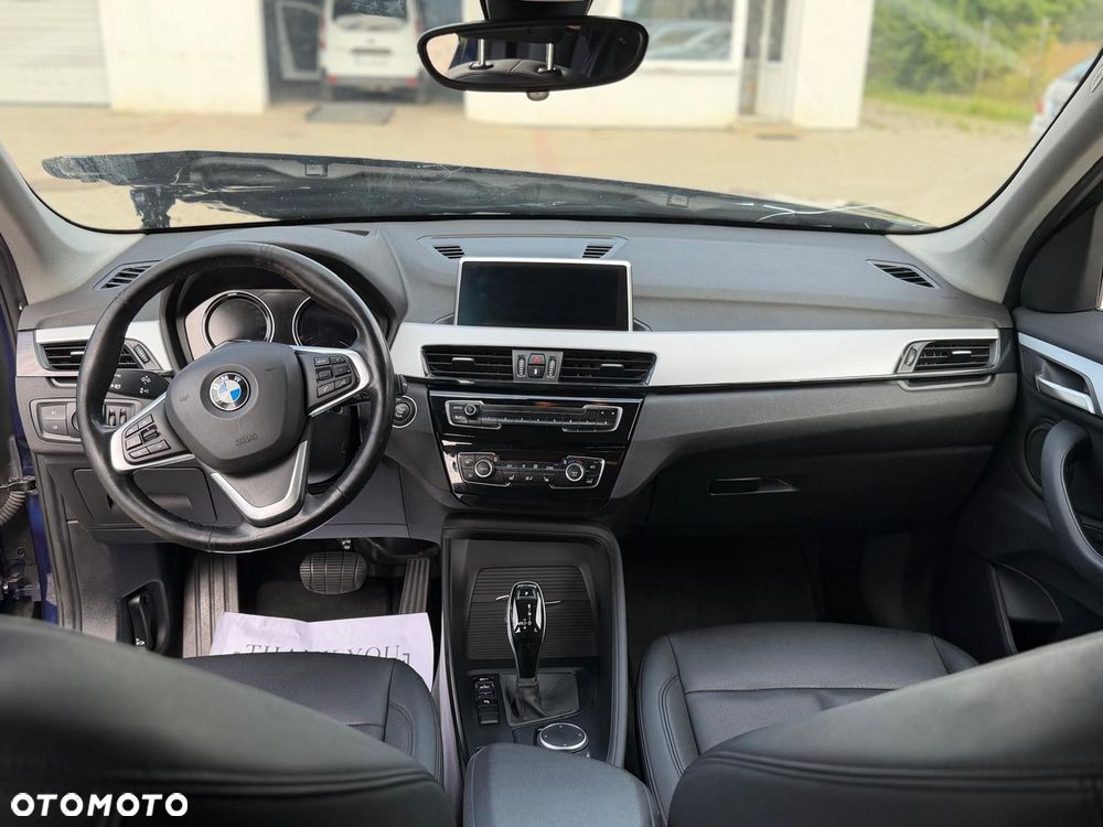 BMW X1 sDrive16d - 9