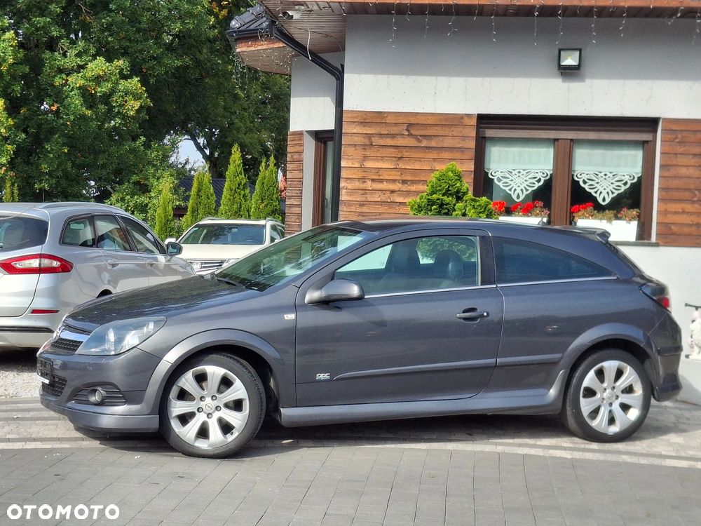 Opel Astra III GTC 1.8 Sport - 11