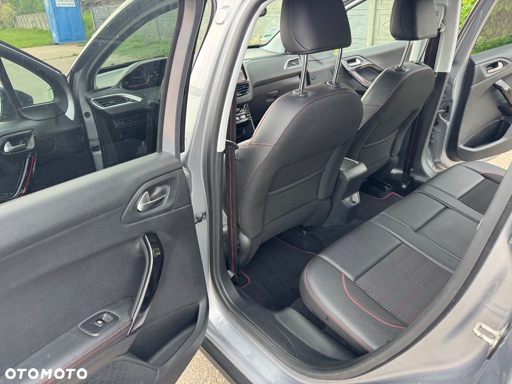 Peugeot 2008 PureTech 110 Stop&Start GT-Line Edition - 27
