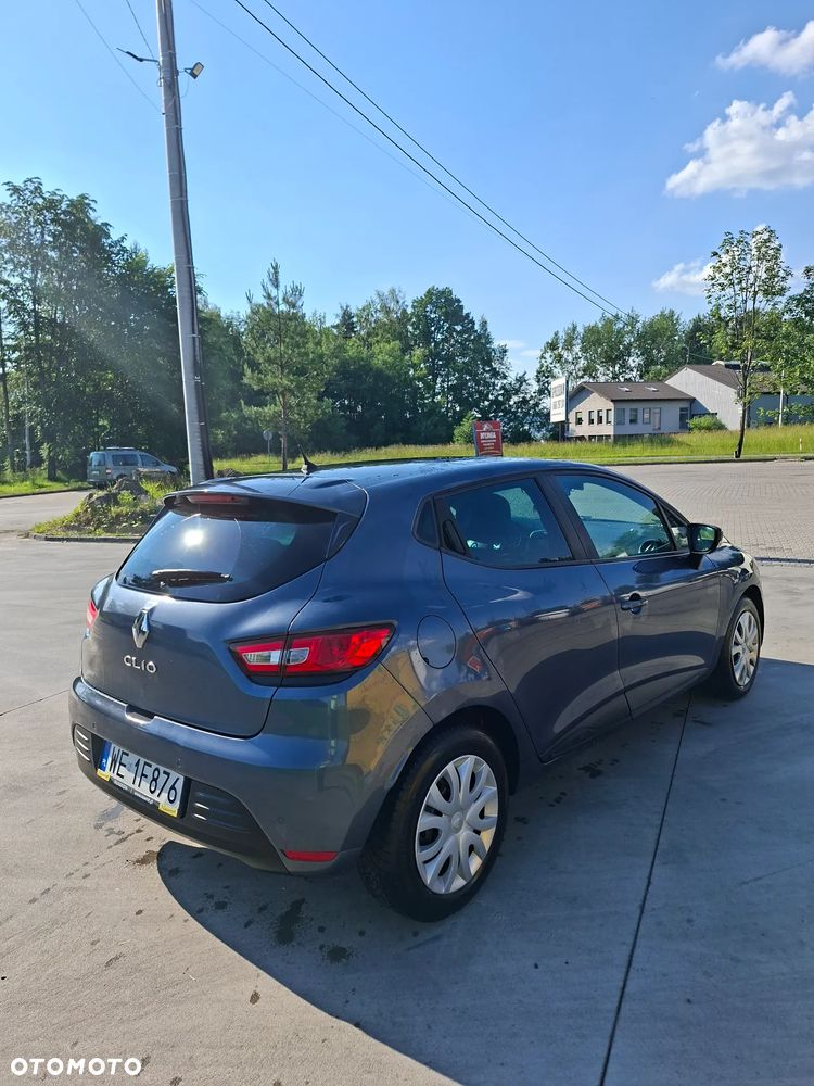 Renault Clio - 8