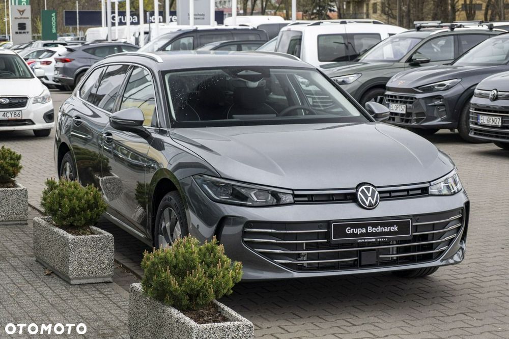 Volkswagen Passat - 5