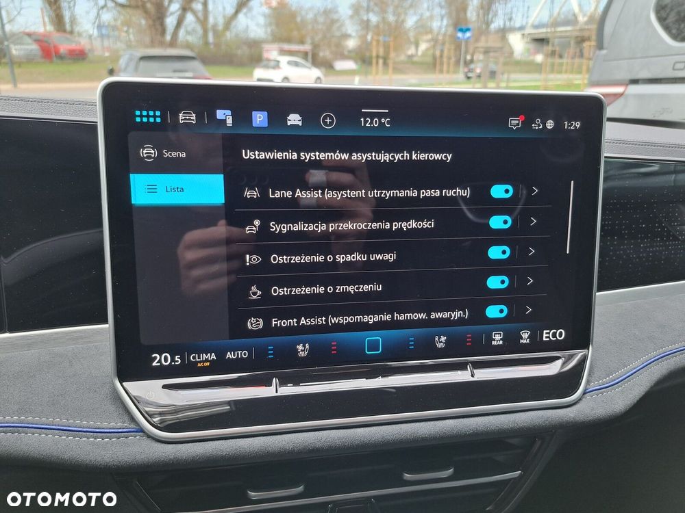 Volkswagen Passat - 21