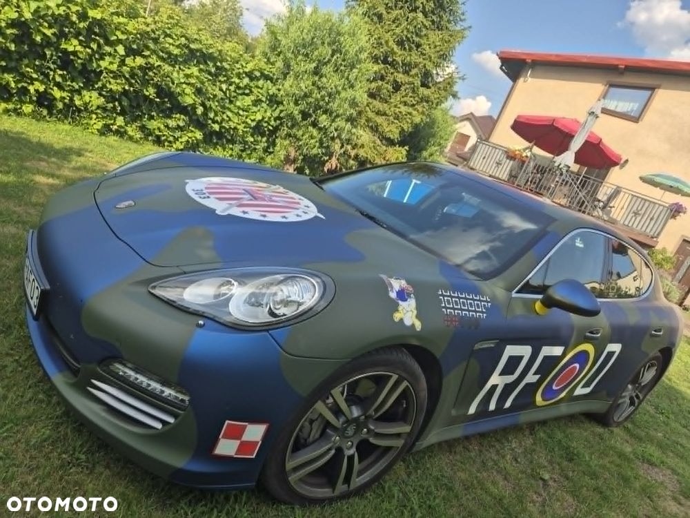 Porsche Panamera 4S - 7