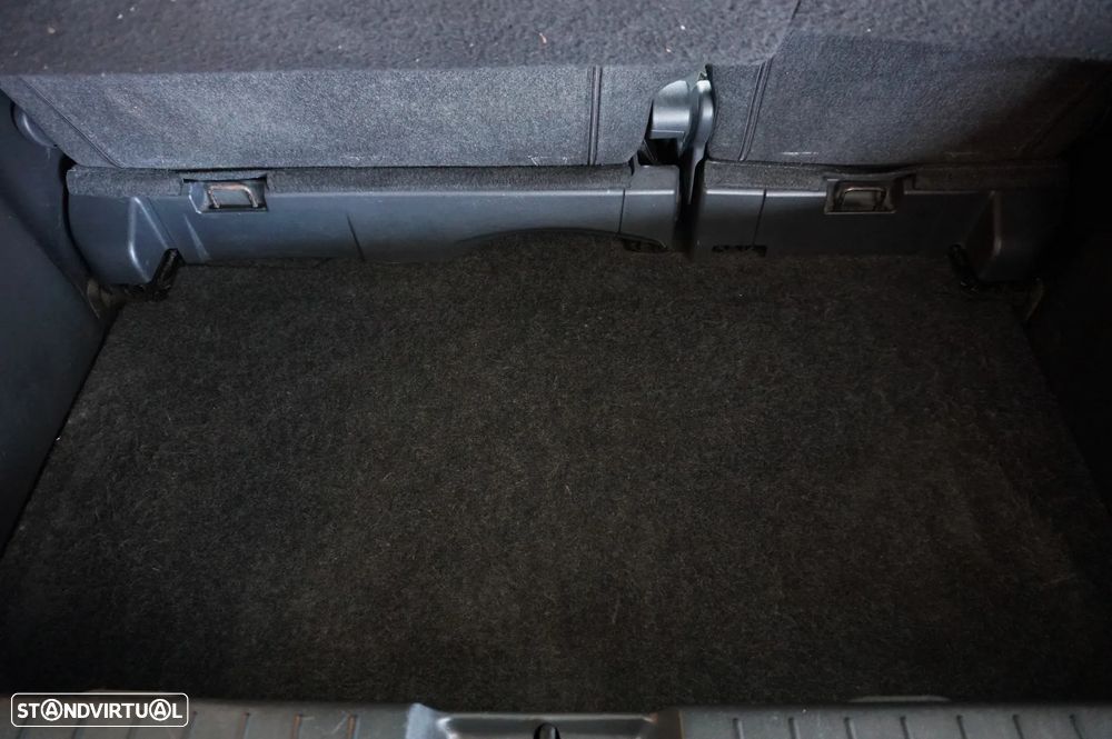 Toyota Yaris 1.0 VVT-i Comfort+AC - 24