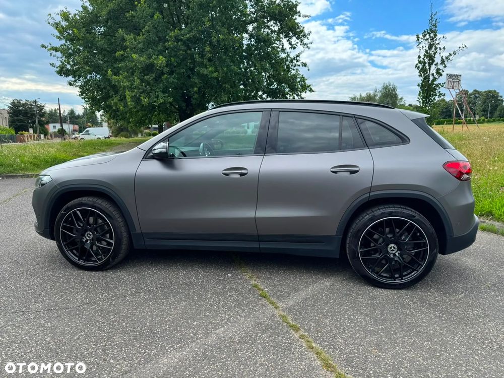 Mercedes-Benz EQA 300 66.5kWh 4-Matic Electric Art - 3
