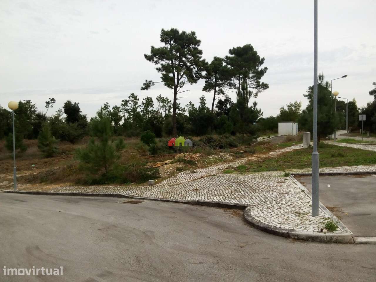 Lote de Terreno para construção de Prédio na Charneca da Cotovia - Grande imagem: 3/17