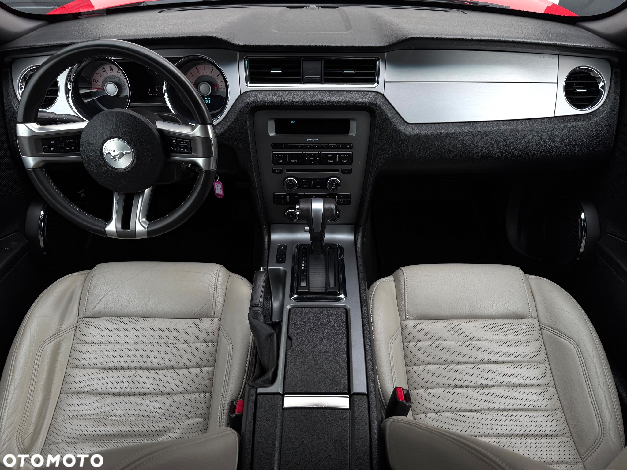 Ford Mustang 5.0 V8 GT - 8