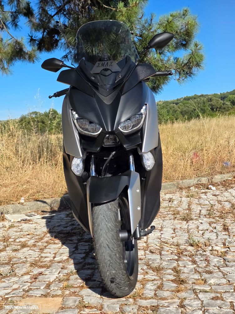 Yamaha TMAX - 6