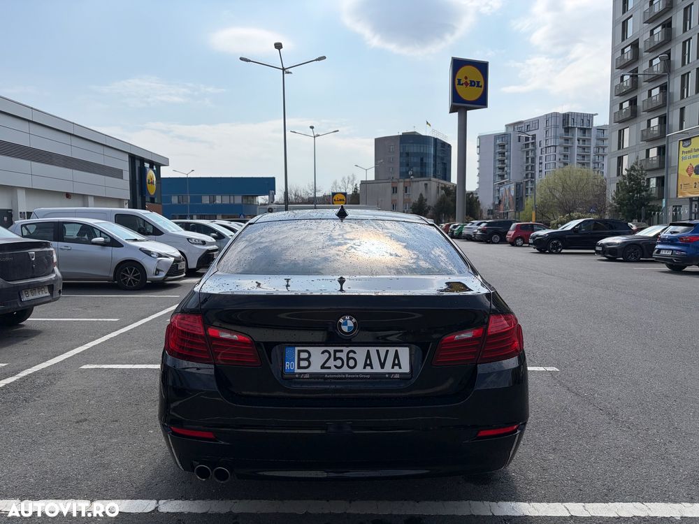 BMW Seria 5 525d xDrive AT - 3