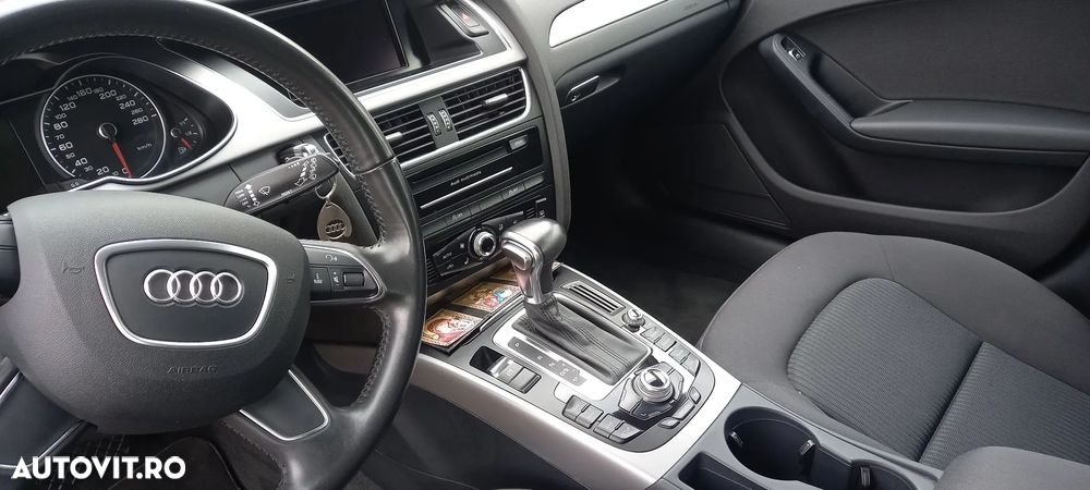 Audi A4 Avant 2.0 TDI quattro Stronic - 2