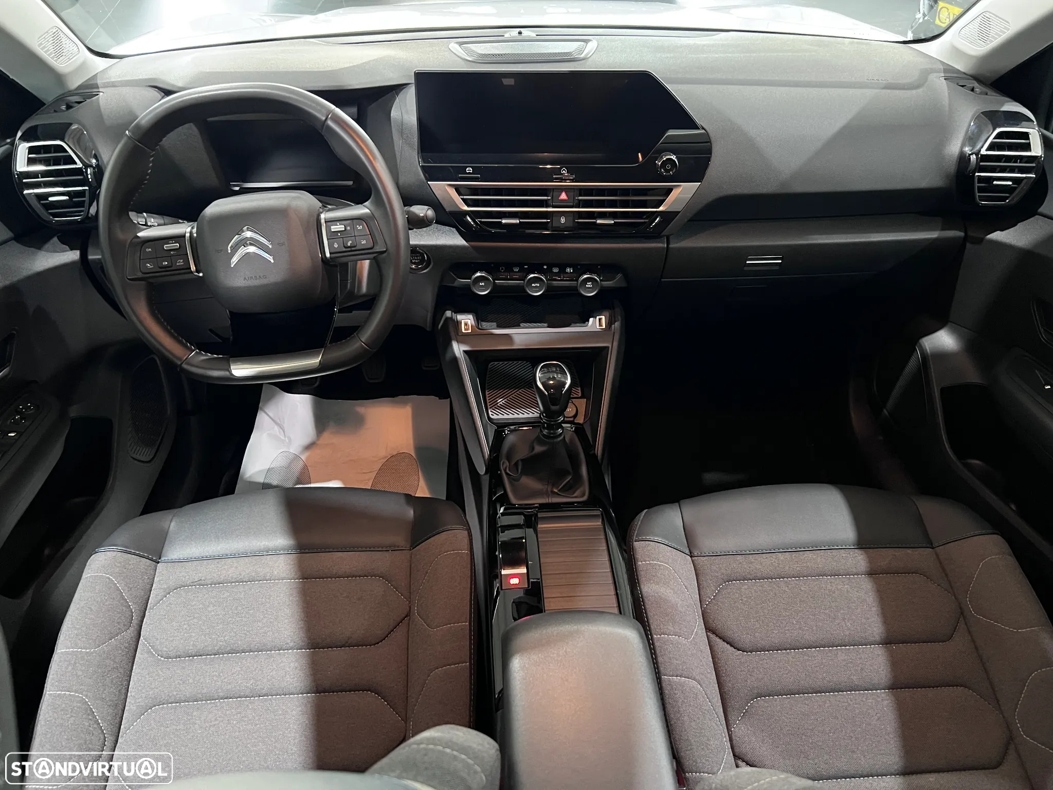 Citroën C4 1.2 PureTech Shine - 6