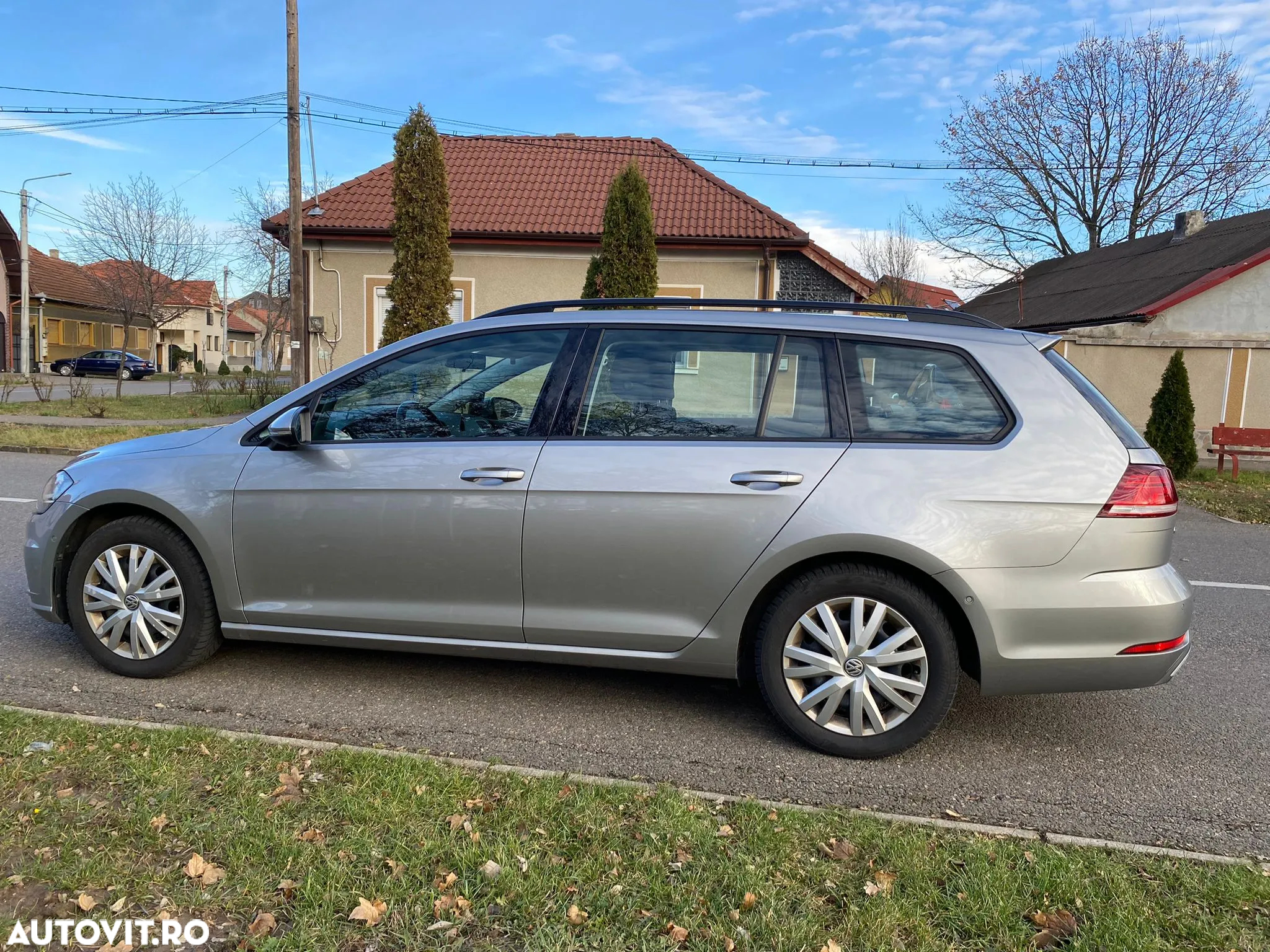 Volkswagen Golf 2.0 BlueTDI Comfortline - 25
