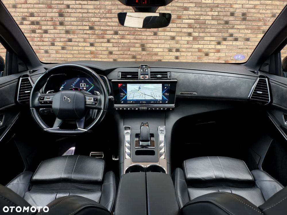 DS Automobiles DS 7 Crossback - 32