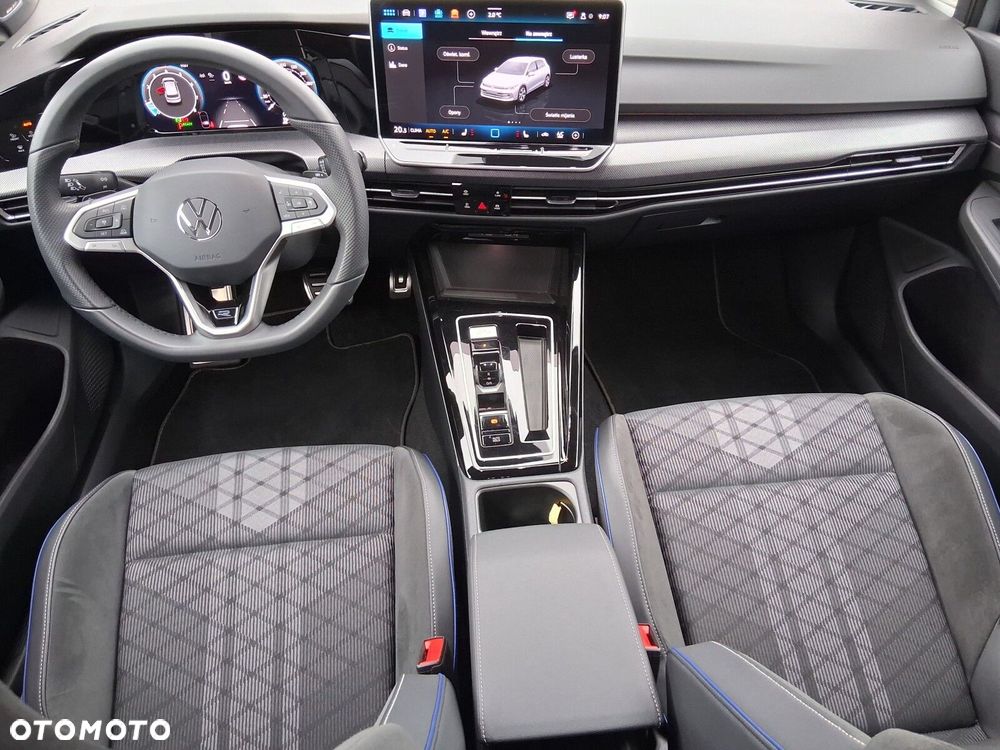 Volkswagen Golf - 18