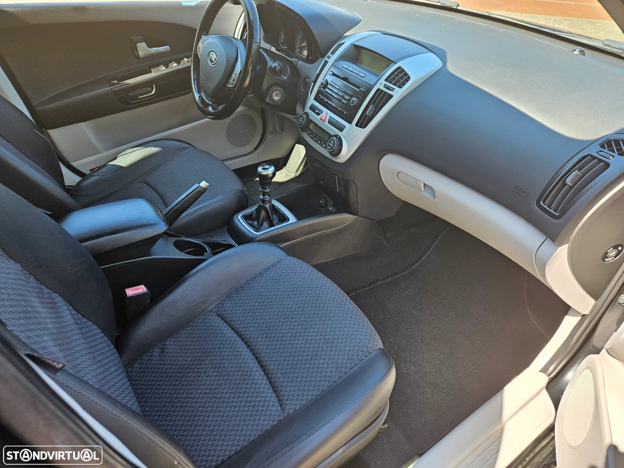 Kia Ceed SW 1.6 CRDi EX - 17