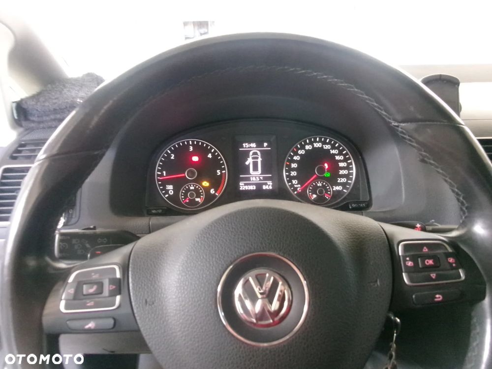 Volkswagen Touran 2.0 TDI DPF DSG Comfortline - 17