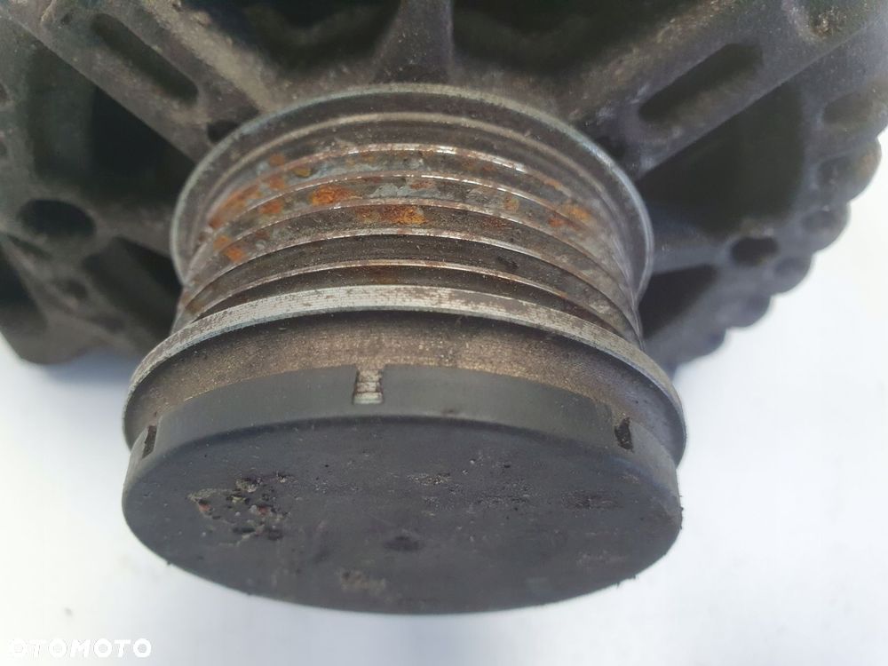 ALTERNATOR Fiat Doblo II 1.3 M-JET _ 51944878 120A valeo Alternator - 8