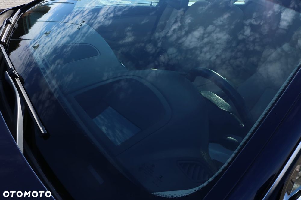 BMW Seria 5 525d xDrive Modern Line - 40