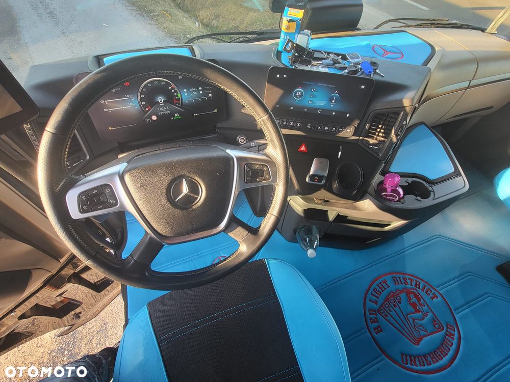 Mercedes-Benz Actros 1848 - 33